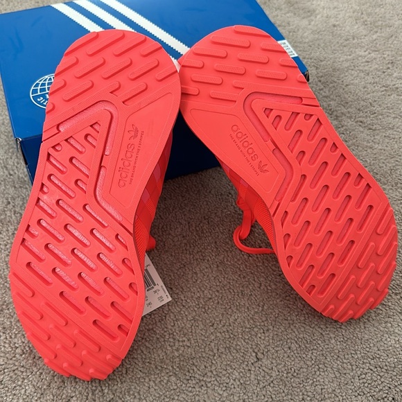 🆕 ADIDAS Multixj  Big Kid 'Turbo' GX2223,
Boys 6/ Women's 7.5 - Picture 3 of 4